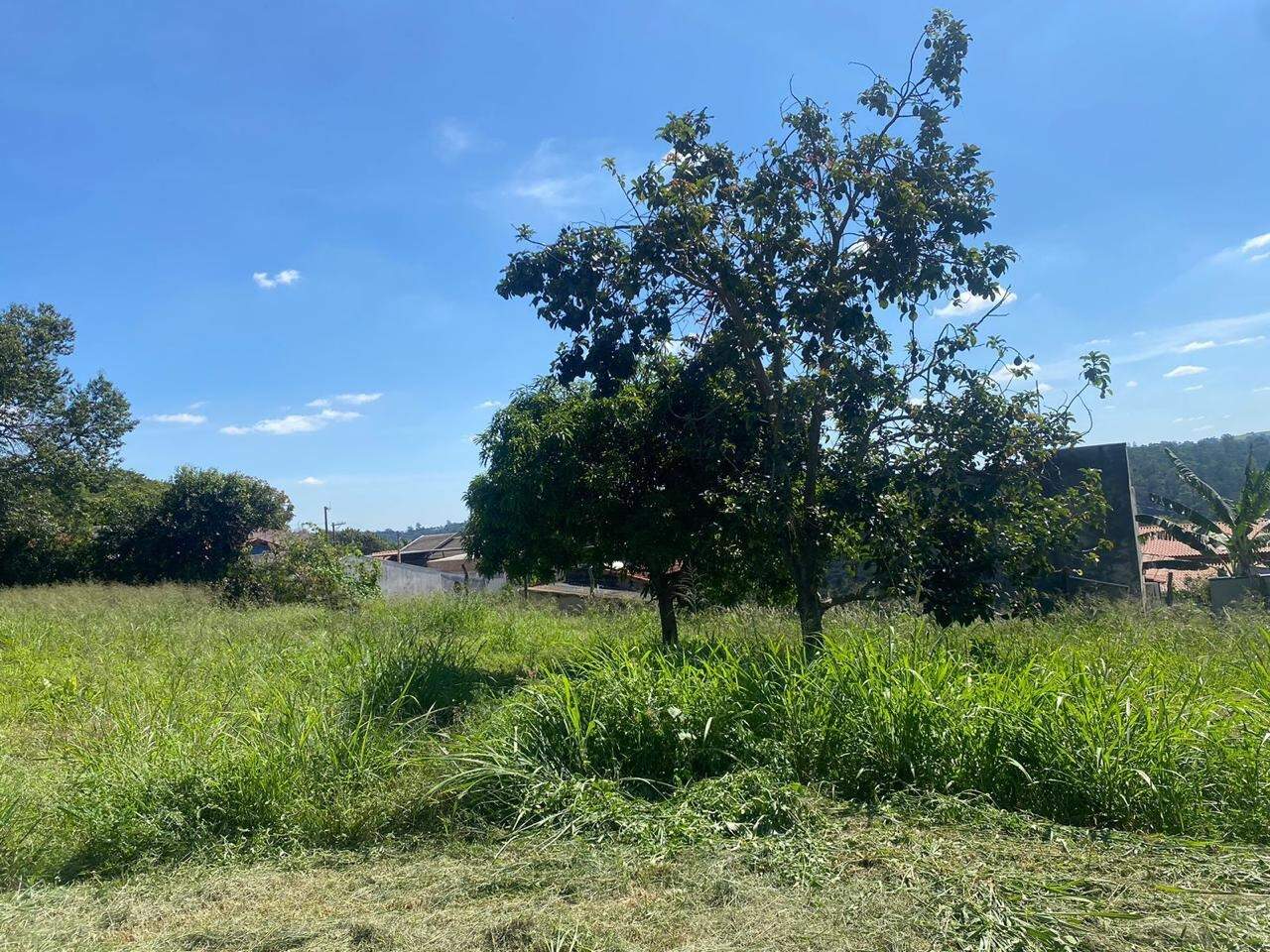 Terreno à venda no Caxambu: 