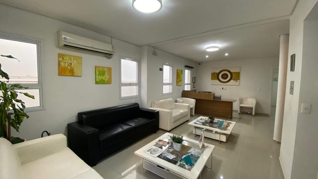 Sobrado à venda no Vila Guarani: 