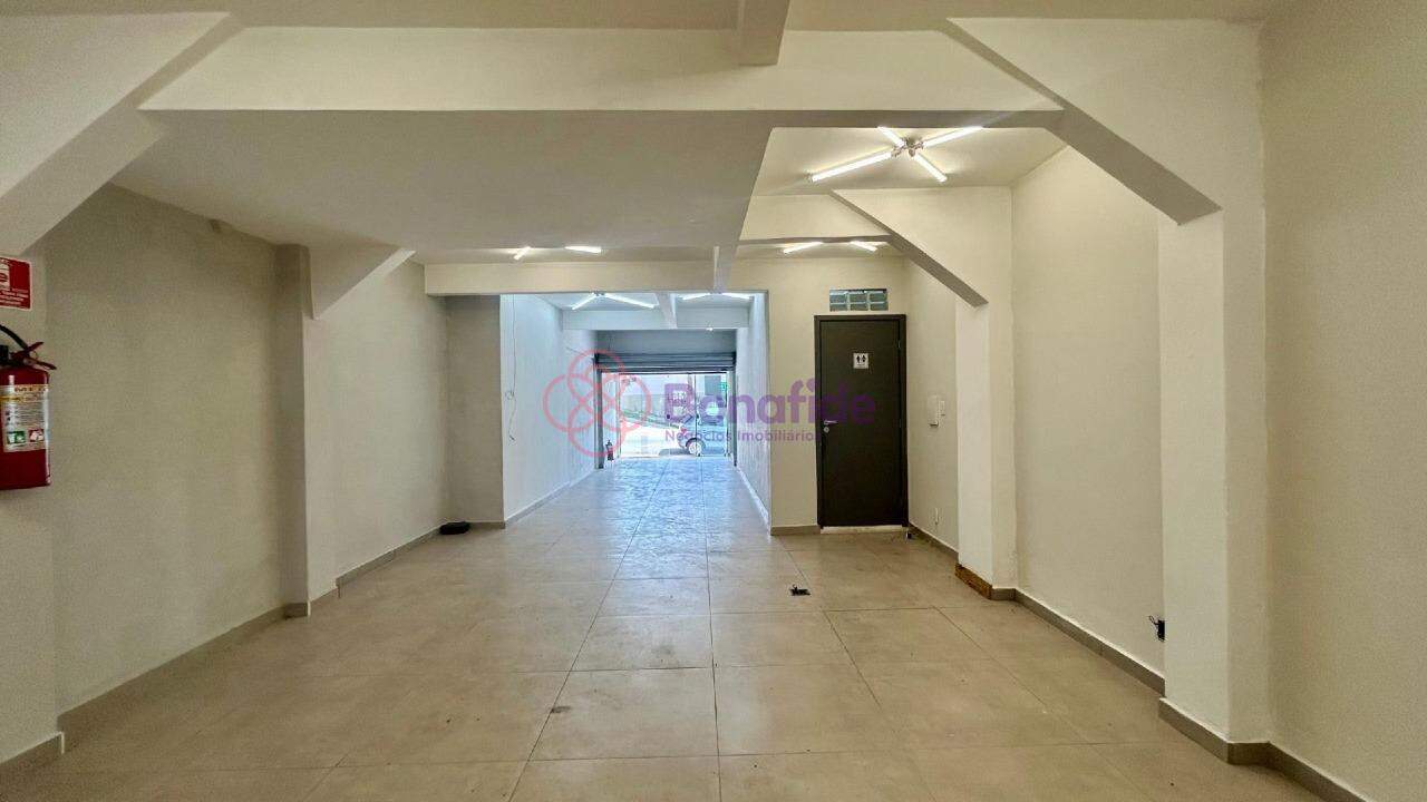 Salão para aluguel no Vila Rami: 