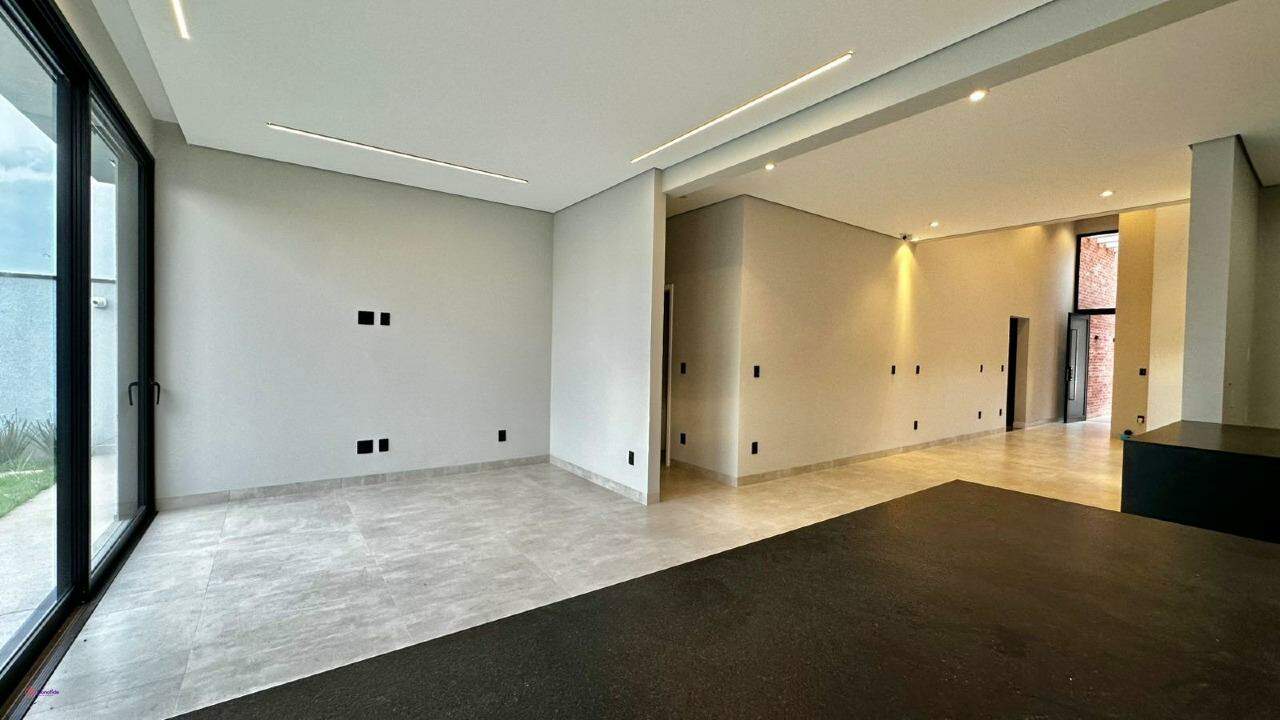 Casa à venda no Loteamento Brisas do Lago: 