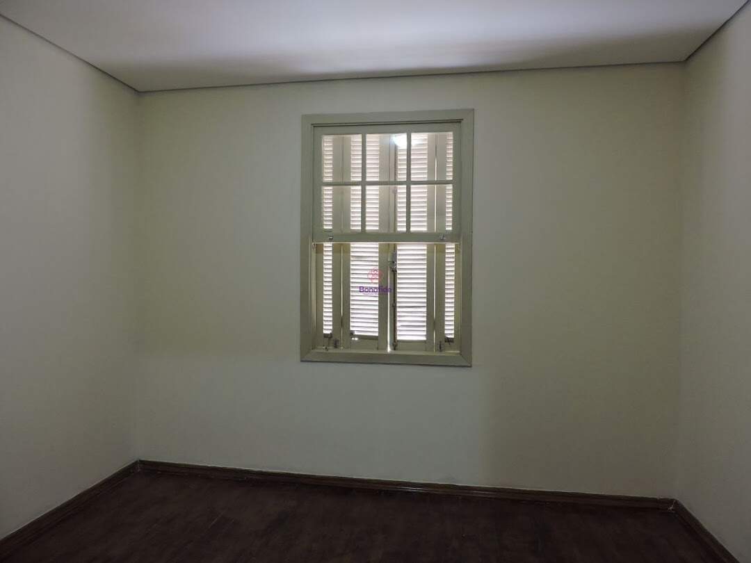 Casa à venda no Centro: 