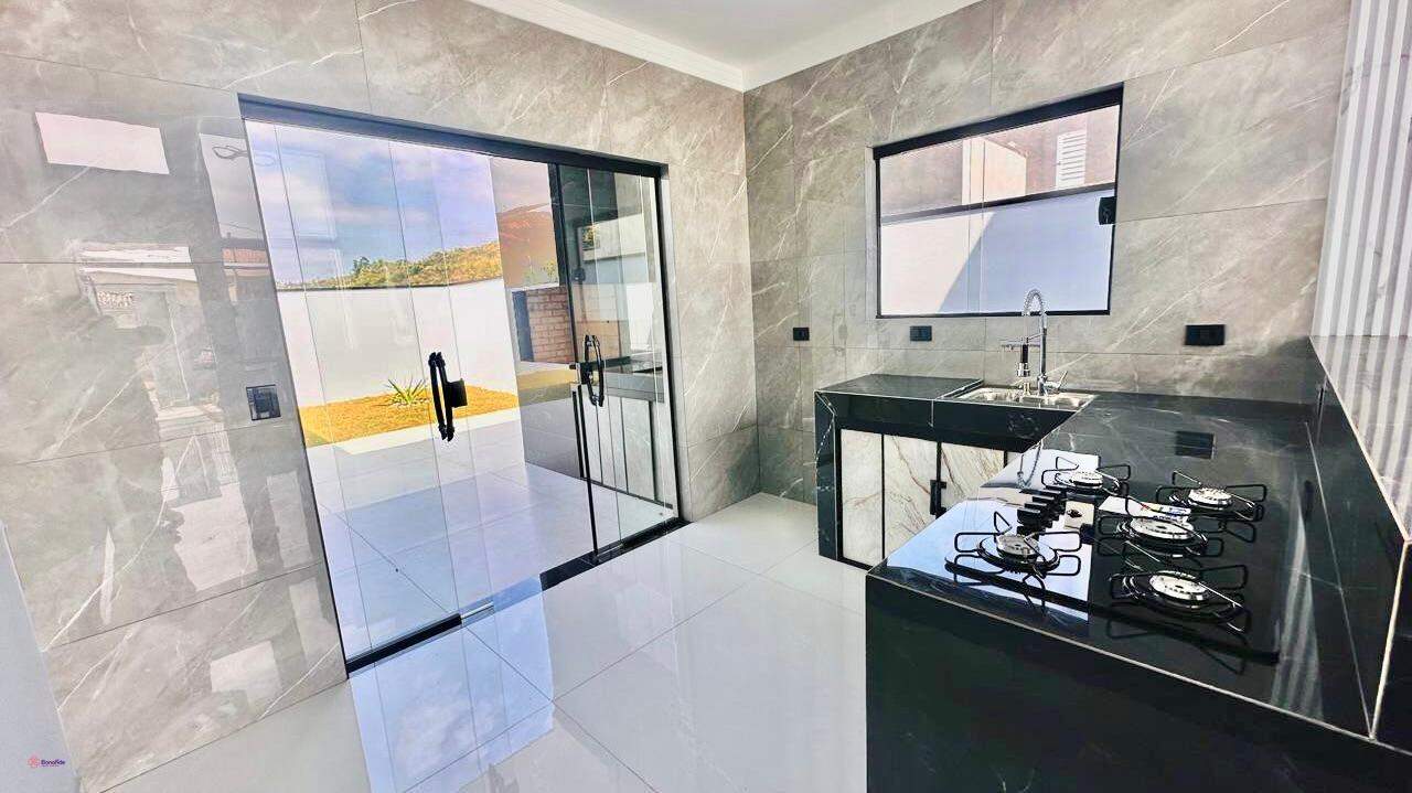 Casa à venda no Jardim Itália: 