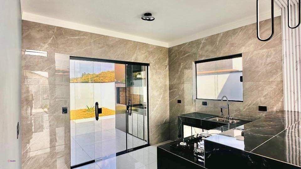 Casa à venda no Jardim Itália: 