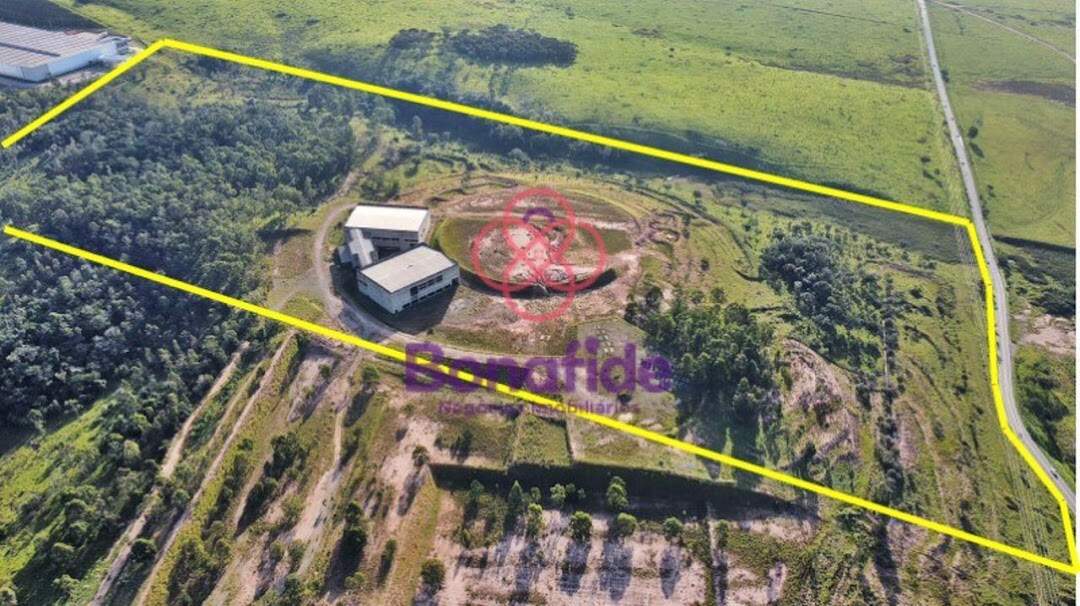 Área à venda no Fazenda Grande: 