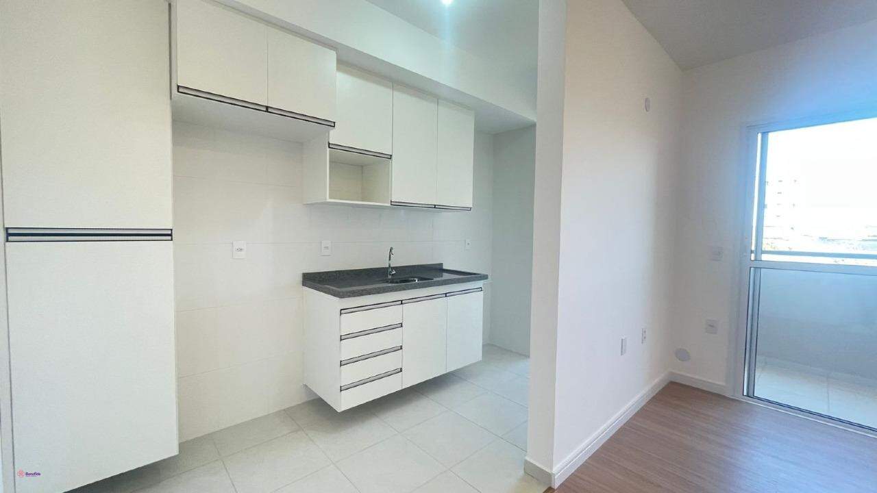 Apartamento para aluguel no Jardim Colônia: 