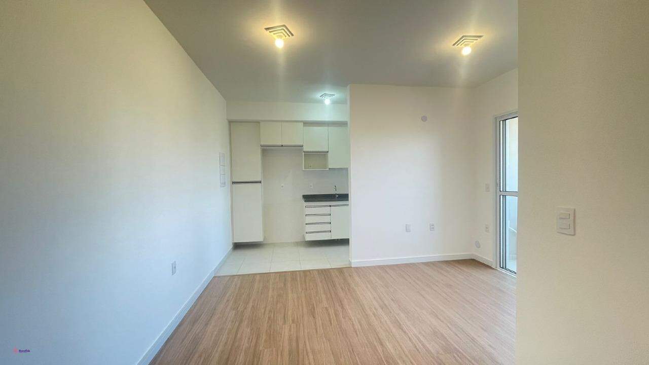 Apartamento para aluguel no Jardim Colônia: 