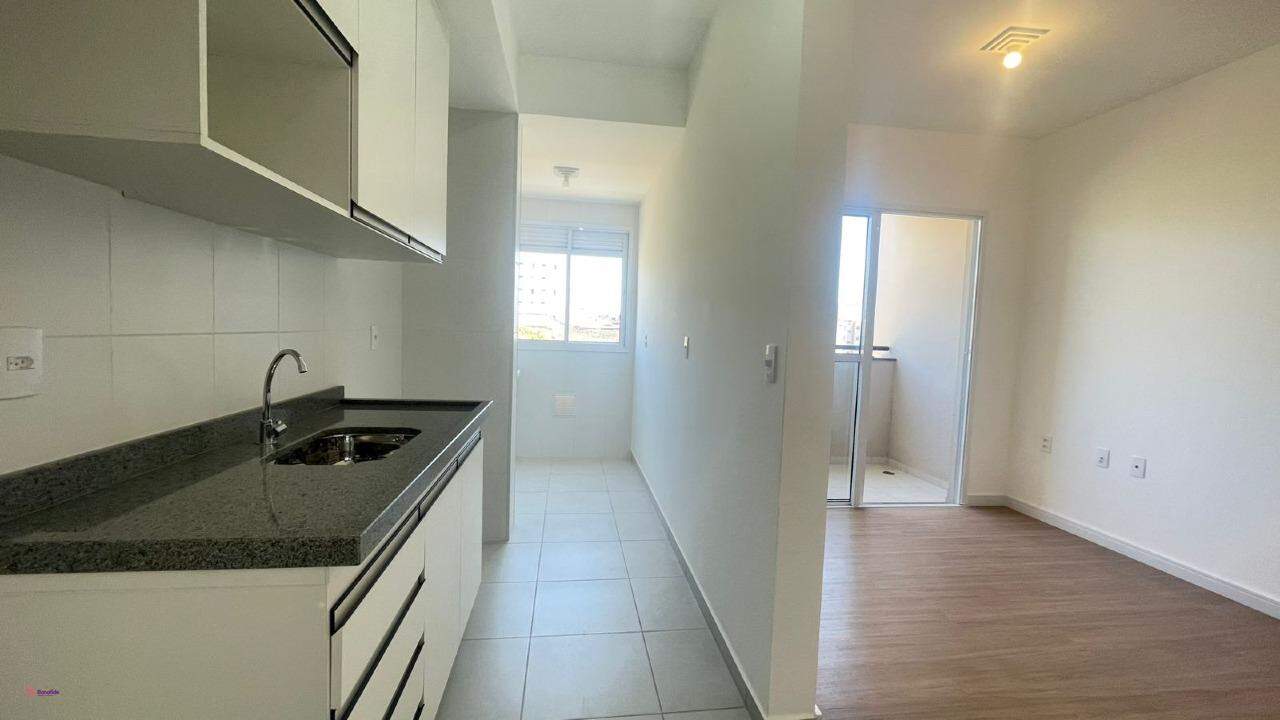 Apartamento para aluguel no Jardim Colônia: 