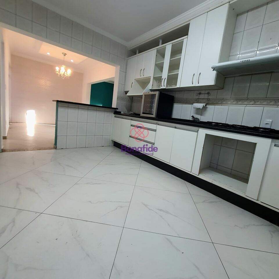 Casa à venda no Jardim do Lago: 