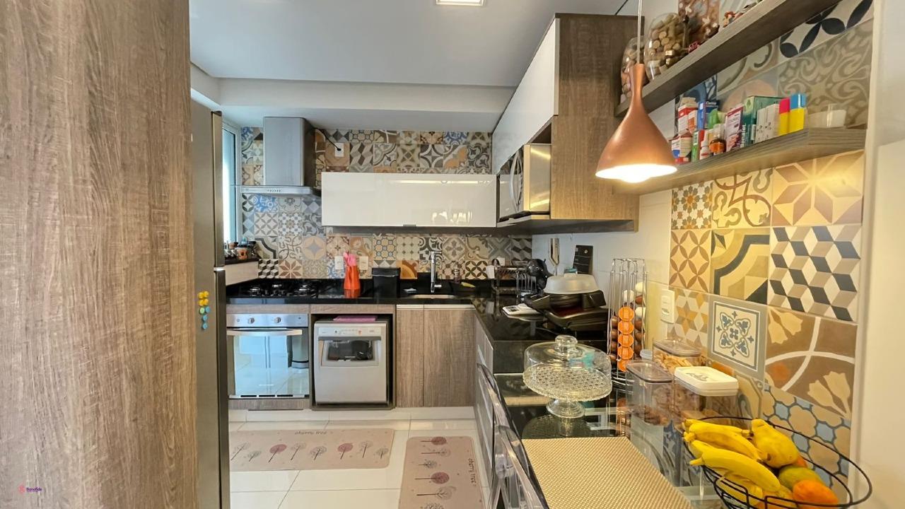 Apartamento à venda no Engordadouro: 