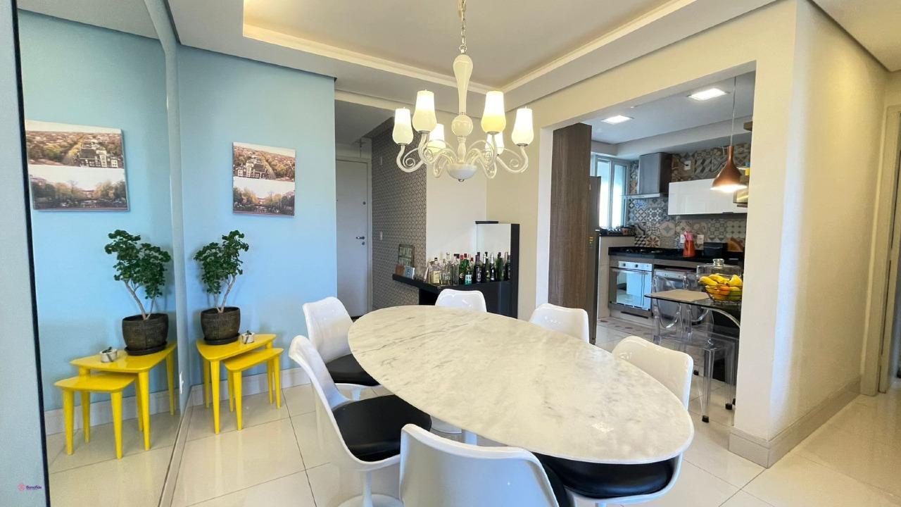 Apartamento à venda no Engordadouro: 