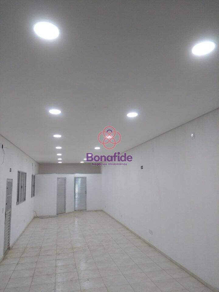 Salão à venda no Monte Serrat: 