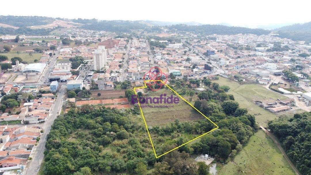 Área à venda no Jardim Primavera: 