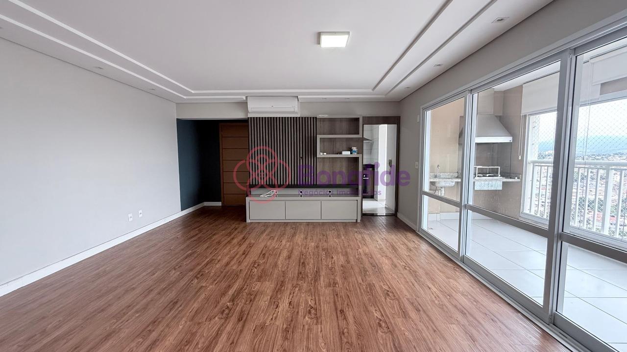 Apartamento à venda no Vila Lacerda: 