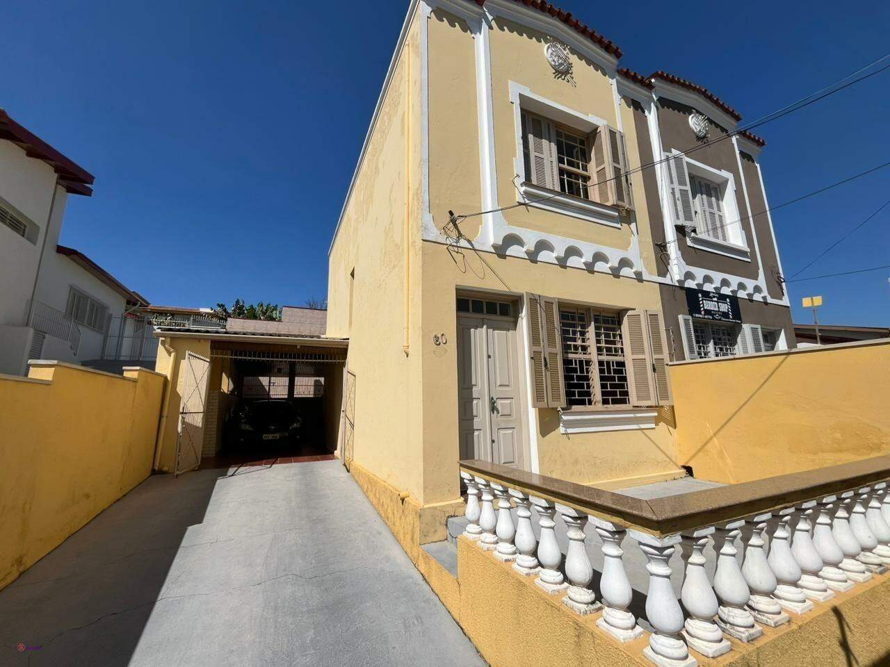 Casa à venda no Jardim Itália: 