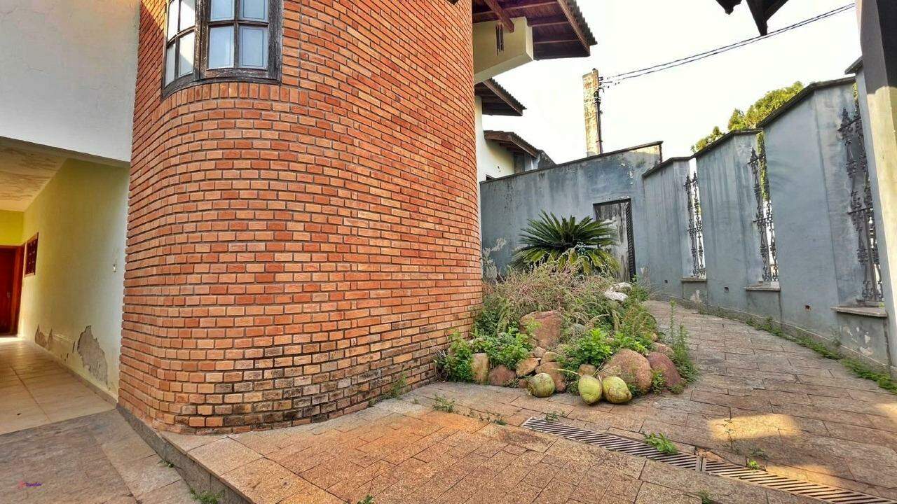 Casa à venda no Jardim das Samambaias: 