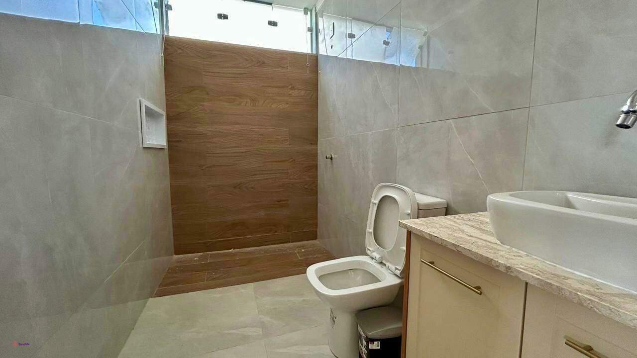 Casa para aluguel no Vila Viotto: 