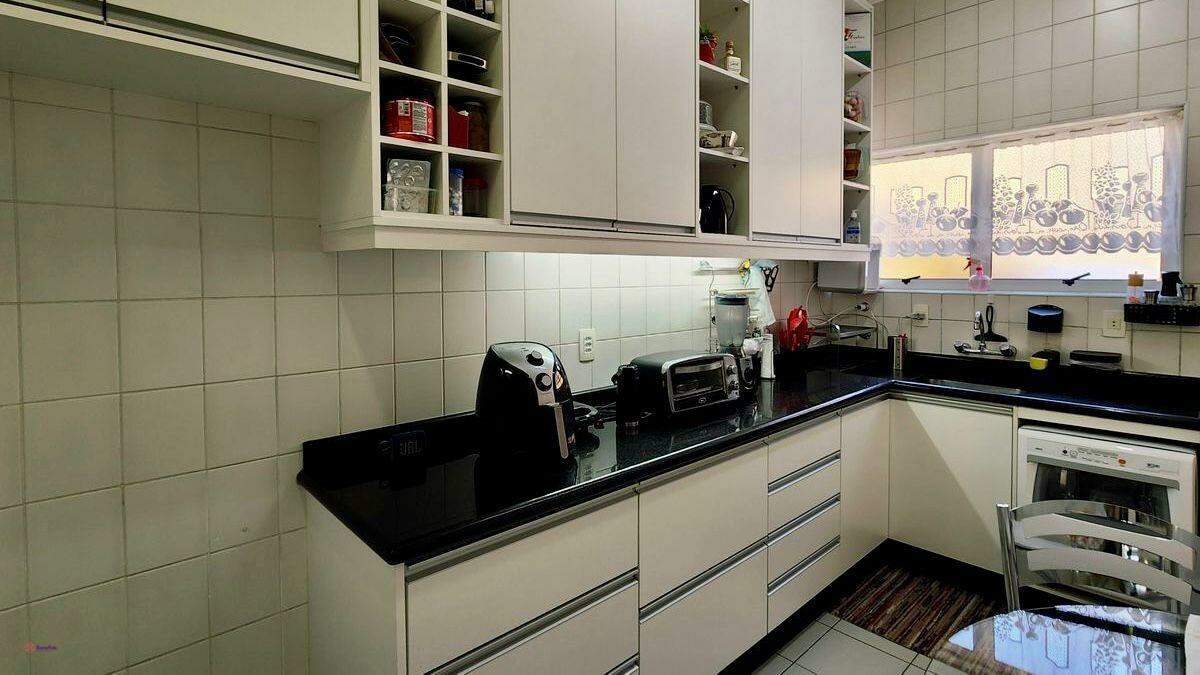 Casa à venda no Parque Residencial Nove de Julho: 