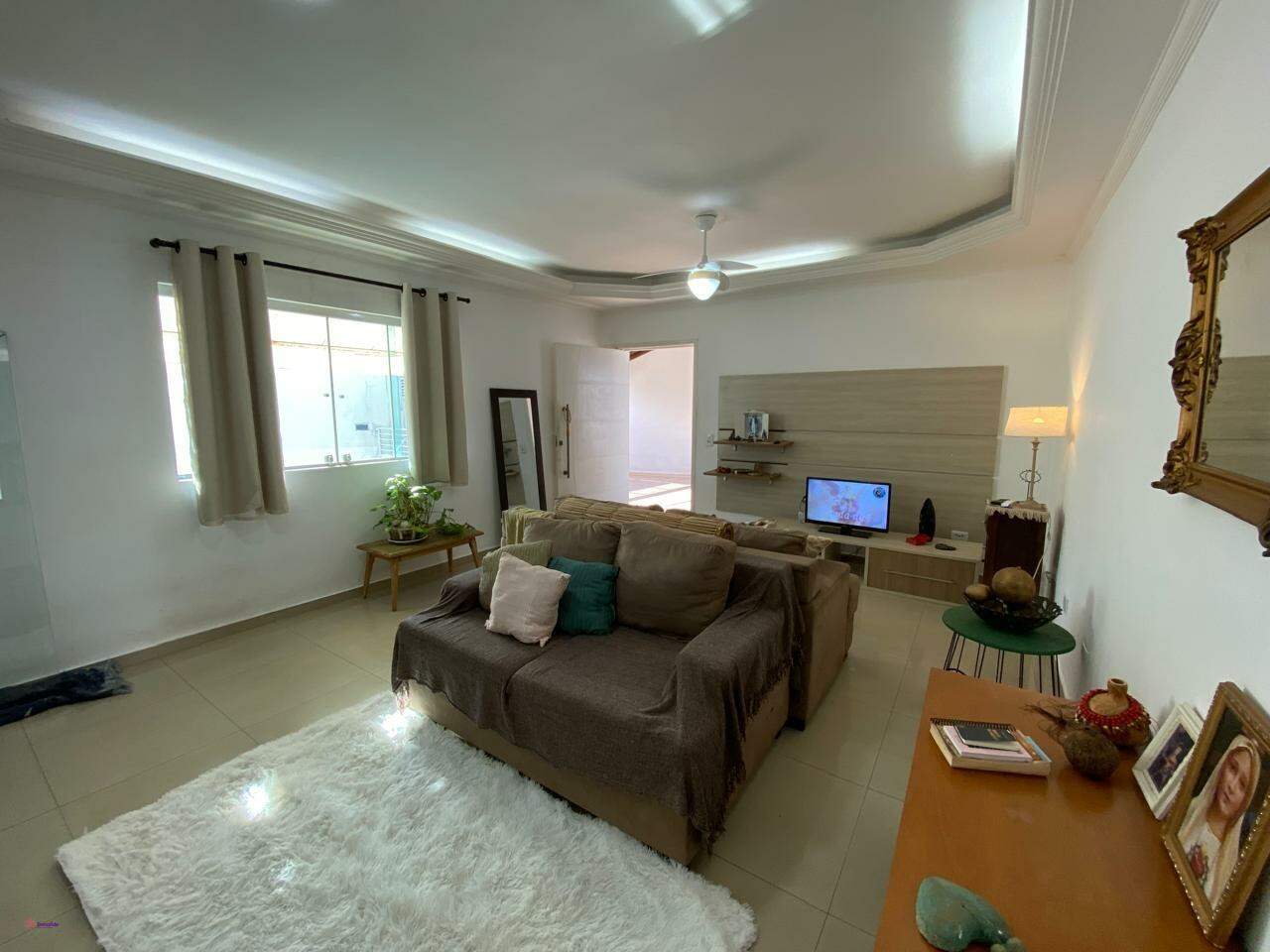 Casa à venda no Jardim Quintas das Videiras: 