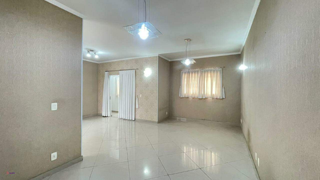 Casa para aluguel no Jardim Paulista II: 