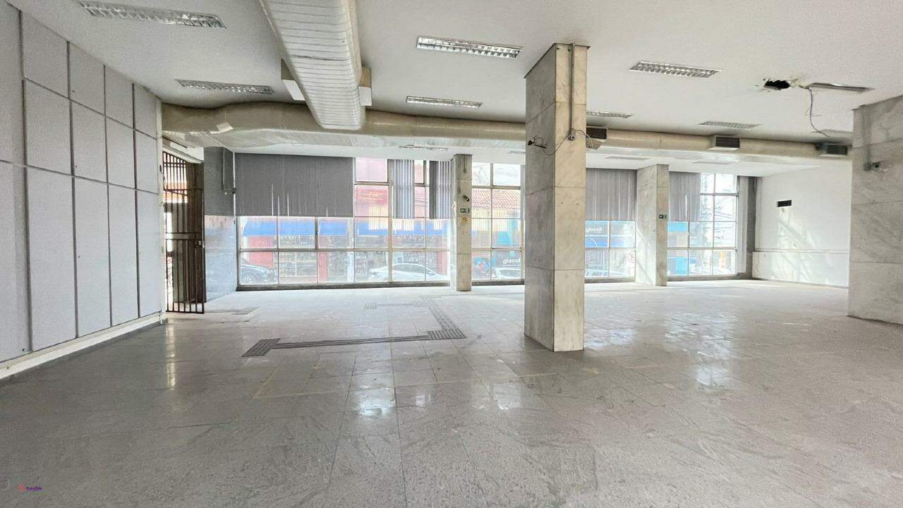 Salão para aluguel no Centro: 