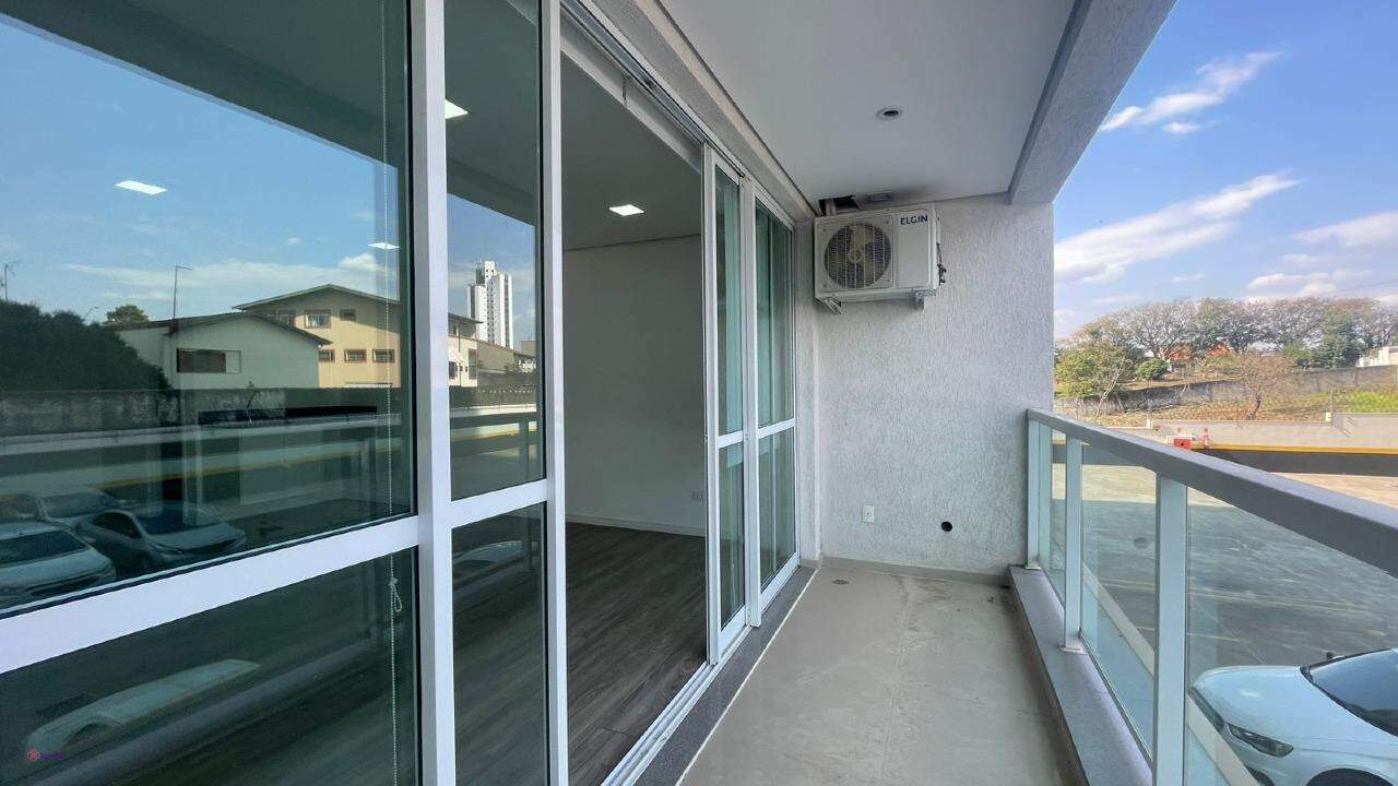 Sala à venda no Anhangabaú: 