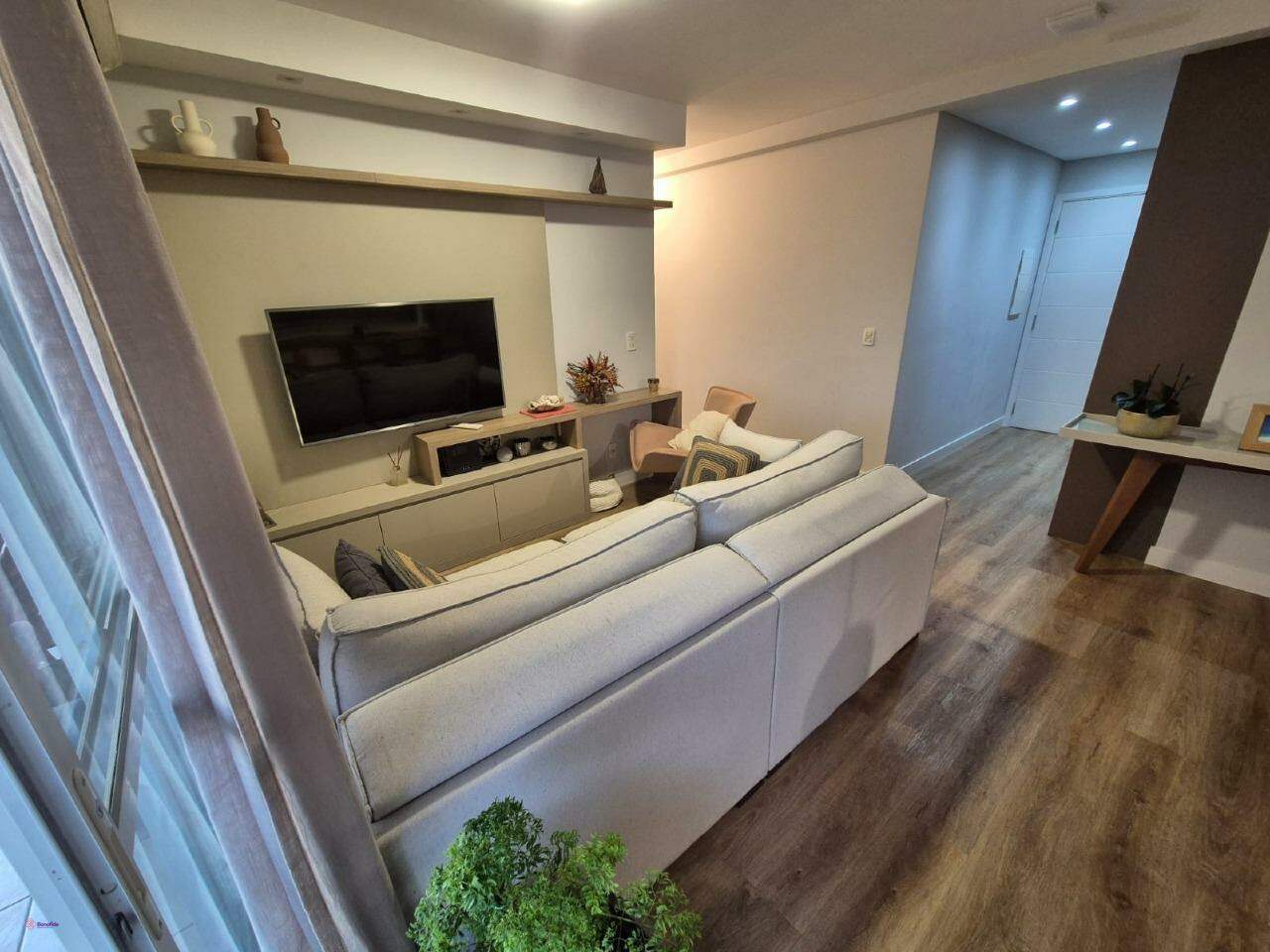 Apartamento à venda no Engordadouro: 