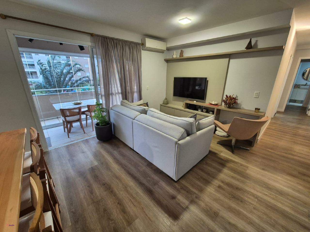 Apartamento à venda no Engordadouro: 