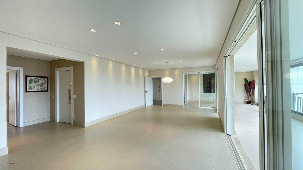 Apartamento à venda no Jardim Luciana: 