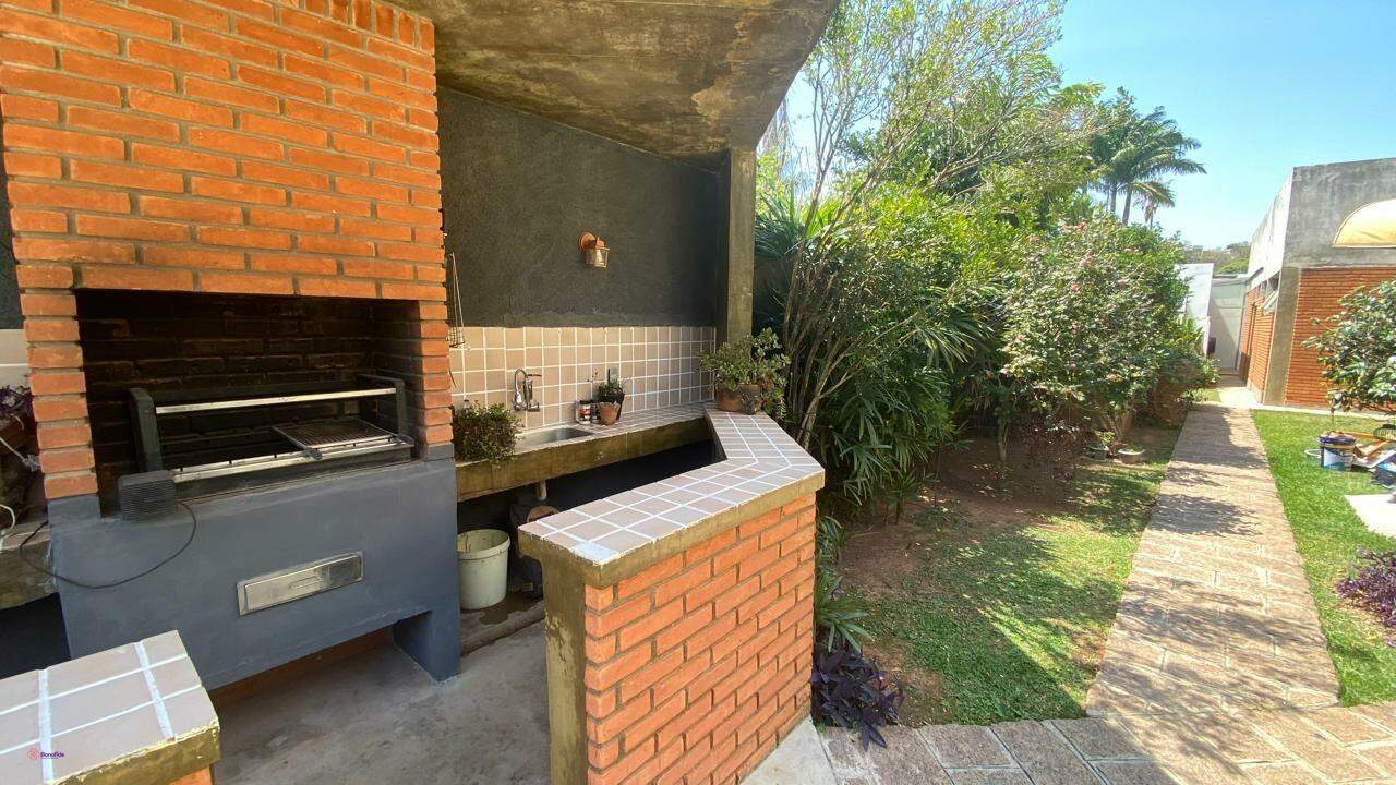 Sobrado à venda no Jardim Santa Teresa: 