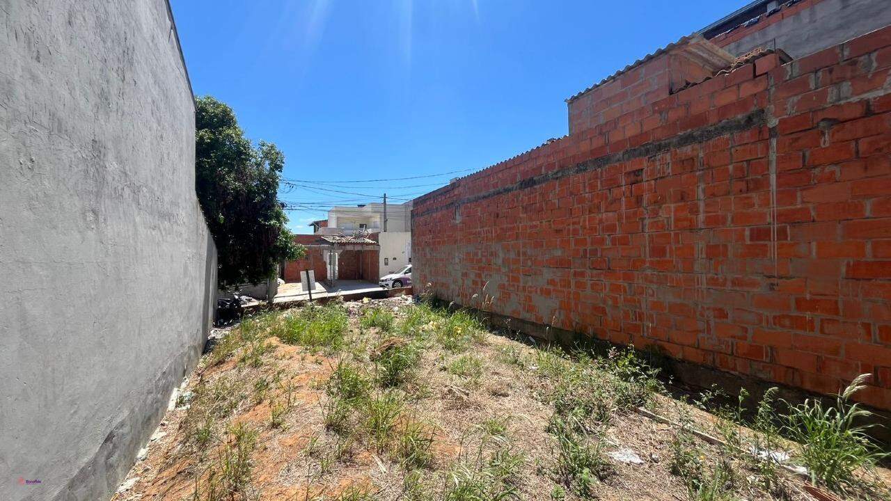 Terreno à venda no Parque Residencial Jundiaí: 