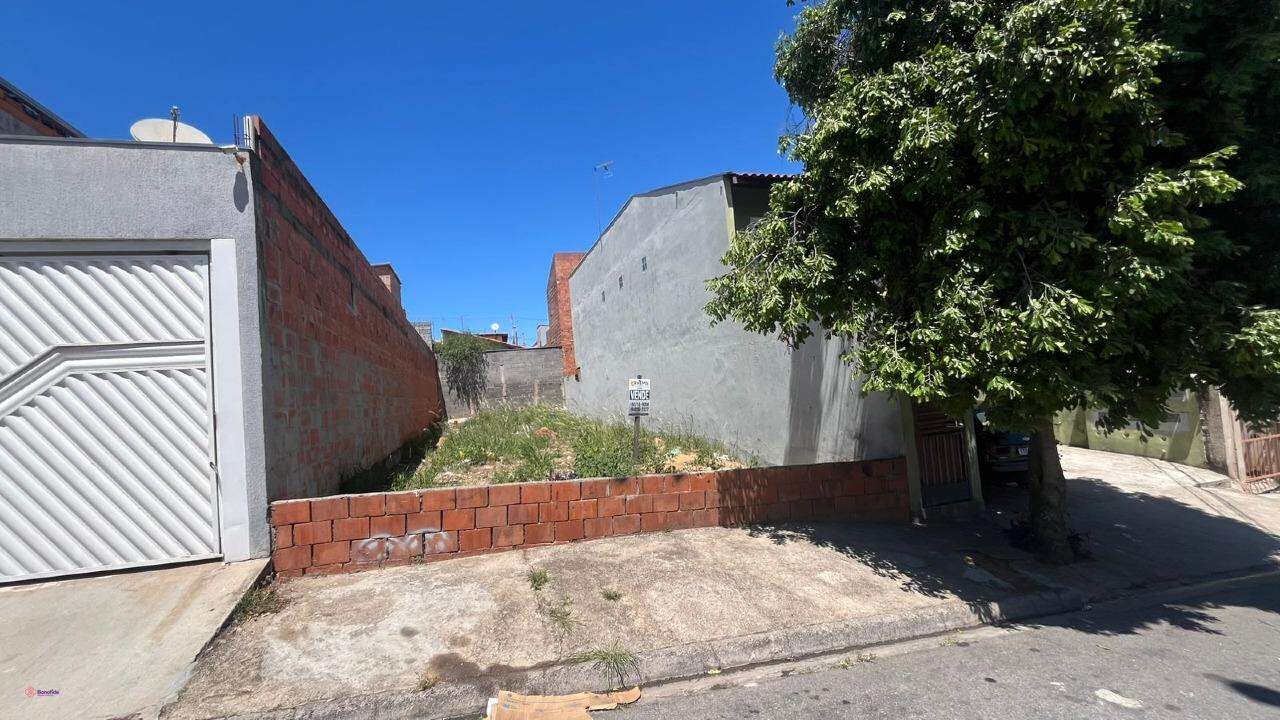 Terreno à venda no Parque Residencial Jundiaí: 