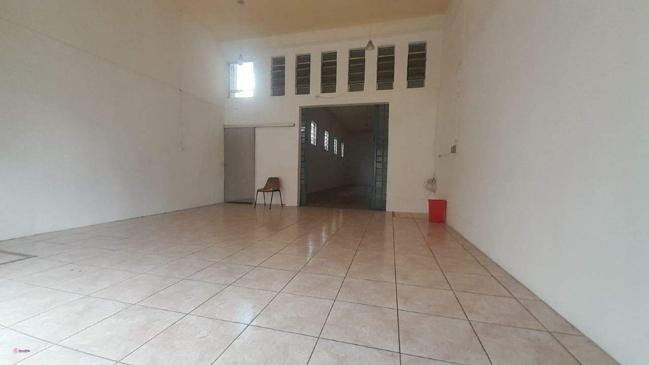 Salão à venda no Ponte São João: 