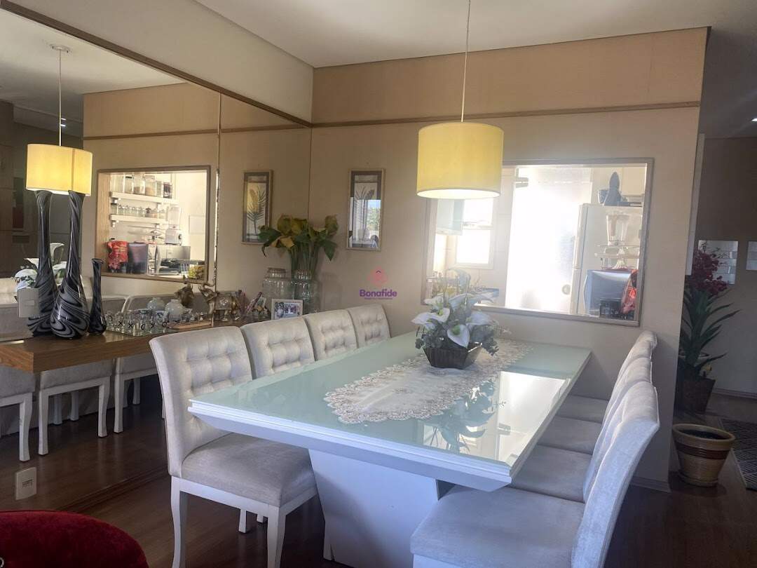 Apartamento à venda no Engordadouro: 