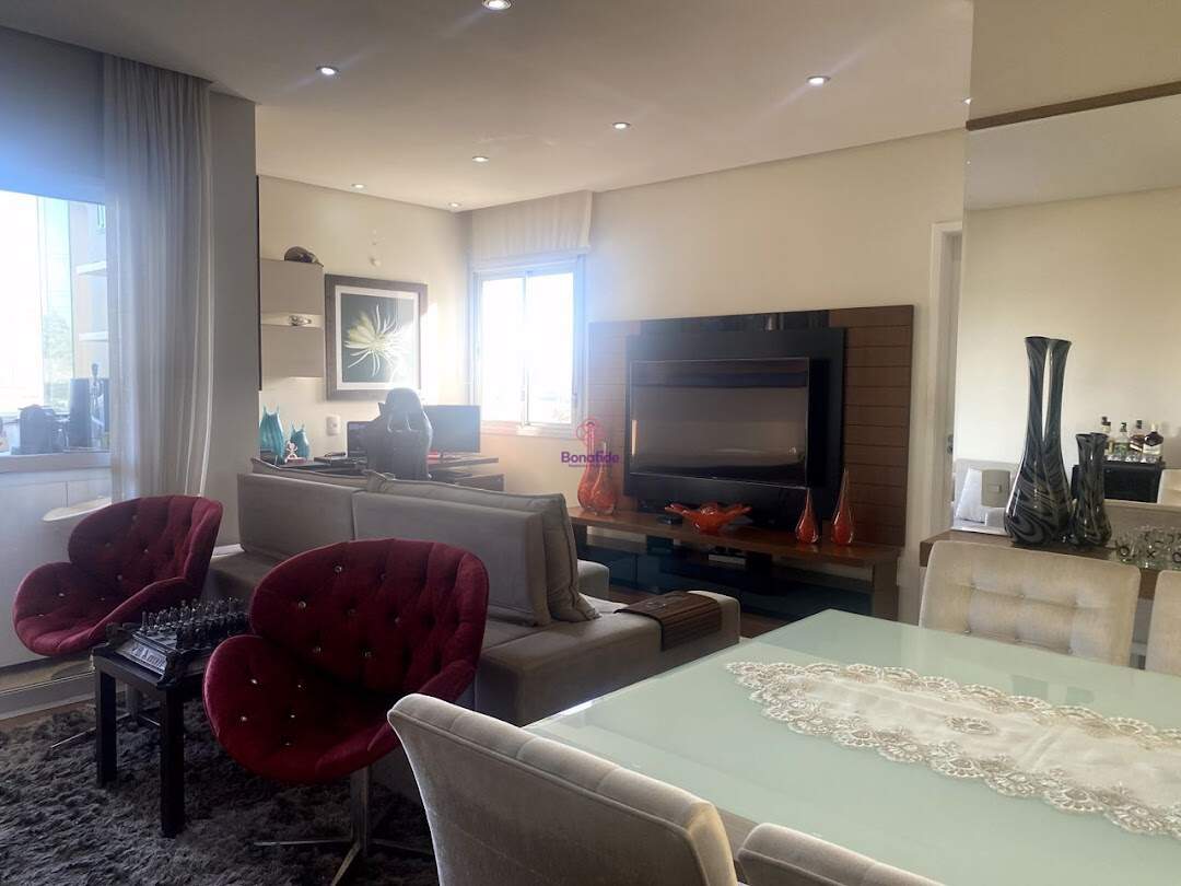 Apartamento à venda no Engordadouro: 