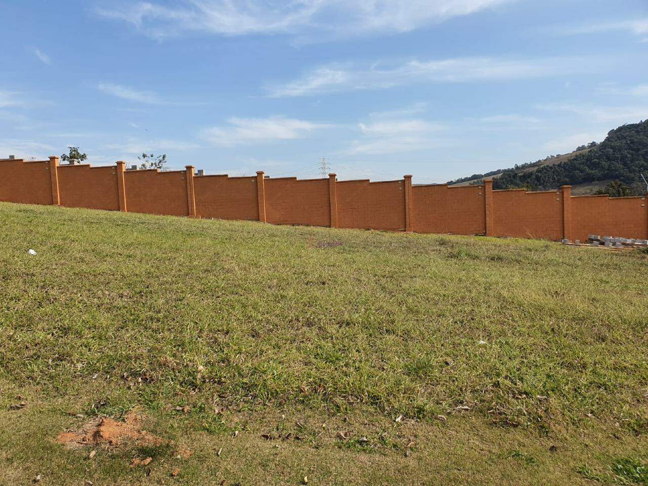 Lote à venda no Loteamento Alphaville Jundiaí Fase 01: 