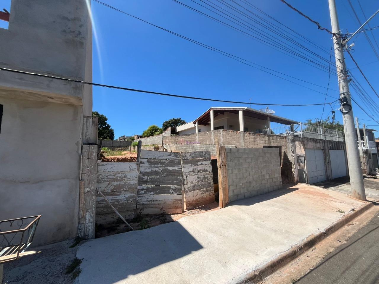 Terreno à venda no Ivoturucaia: 