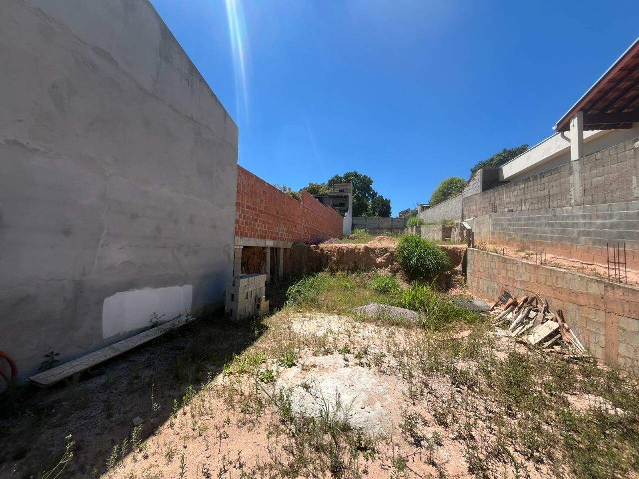 Terreno à venda no Ivoturucaia: 