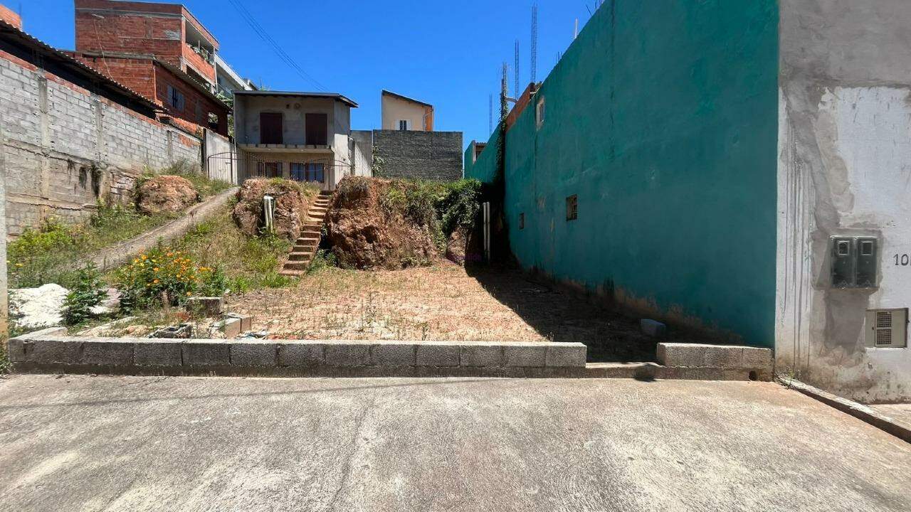 Terreno à venda no Vila Popular: 