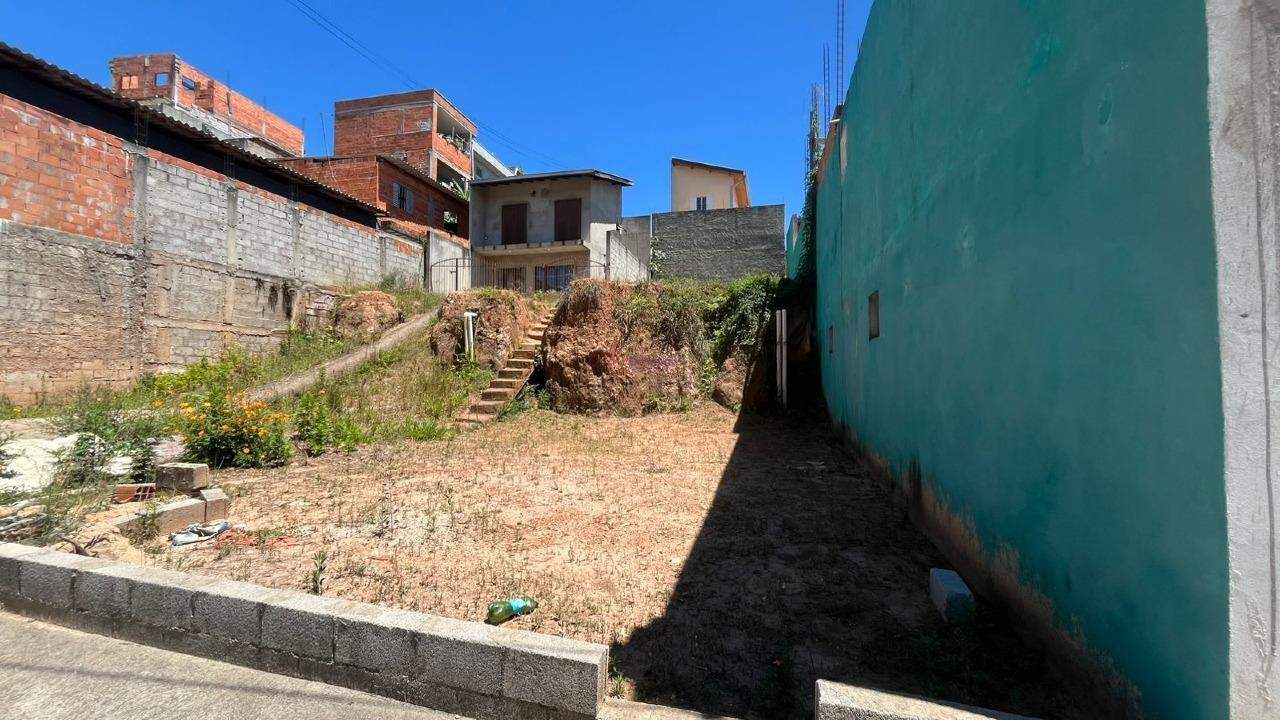 Terreno à venda no Vila Popular: 