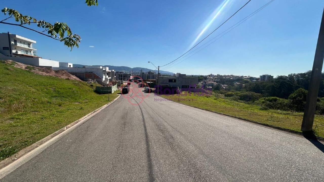 Terreno à venda no Jardim Florestal: 