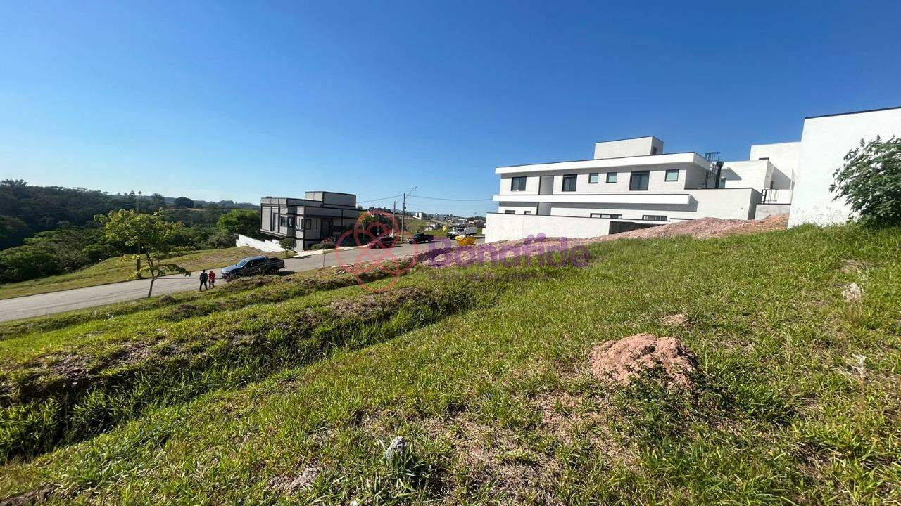 Terreno à venda no Jardim Florestal: 