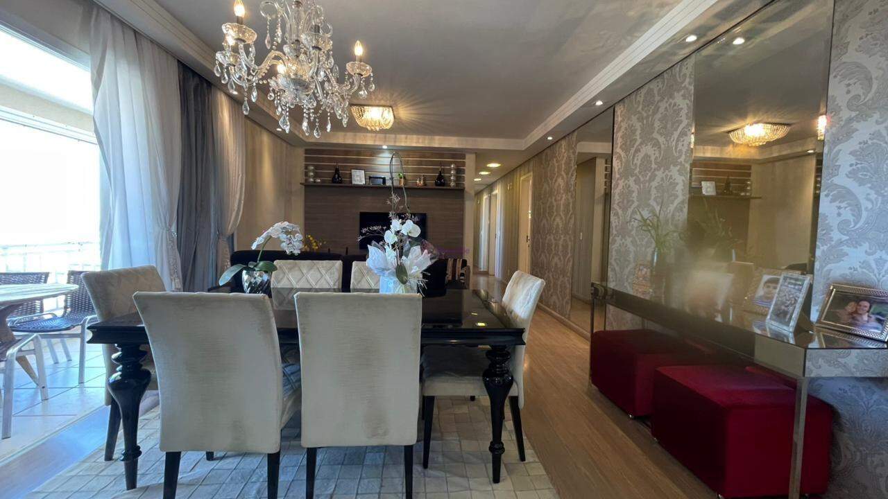 Apartamento à venda no Engordadouro: 