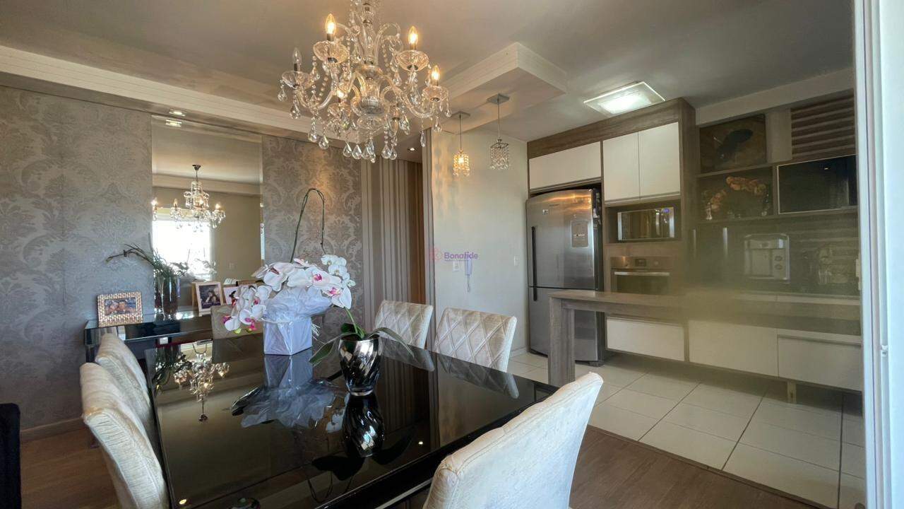 Apartamento à venda no Engordadouro: 