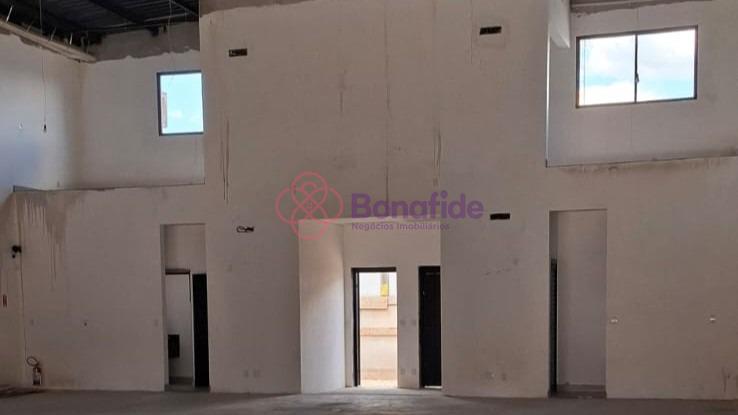 Salão para aluguel no Vila Vianelo: 