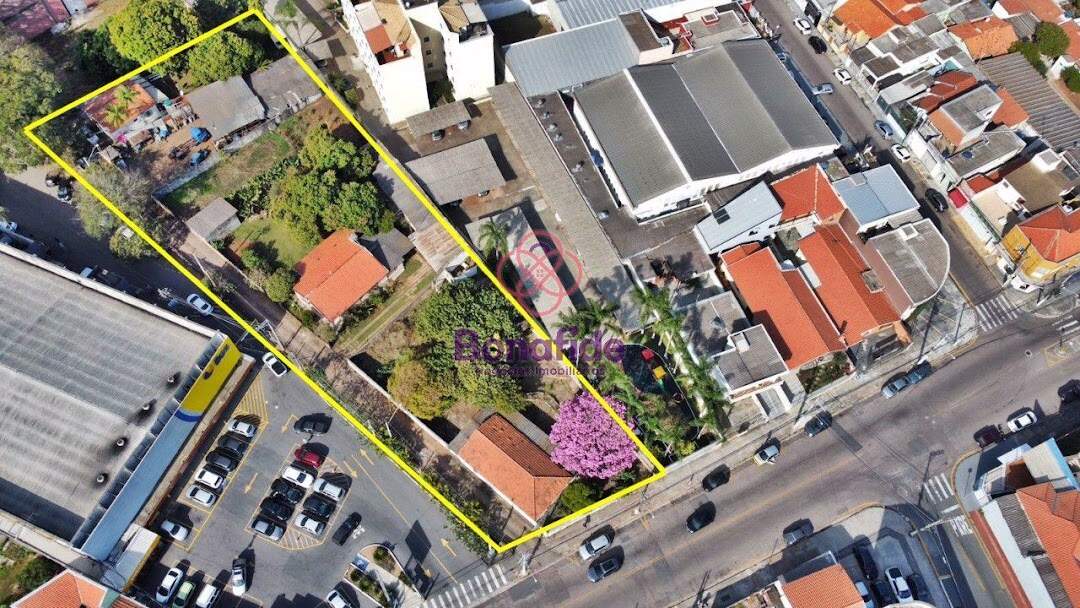 Área à venda no Jardim Petrópolis: 