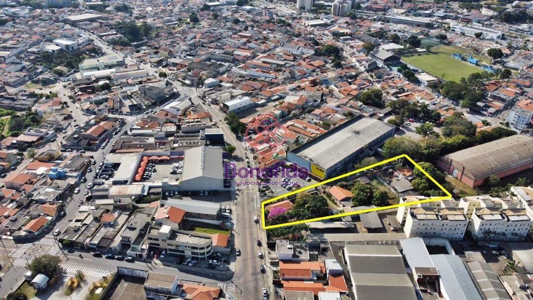 Área à venda no Jardim Petrópolis: 