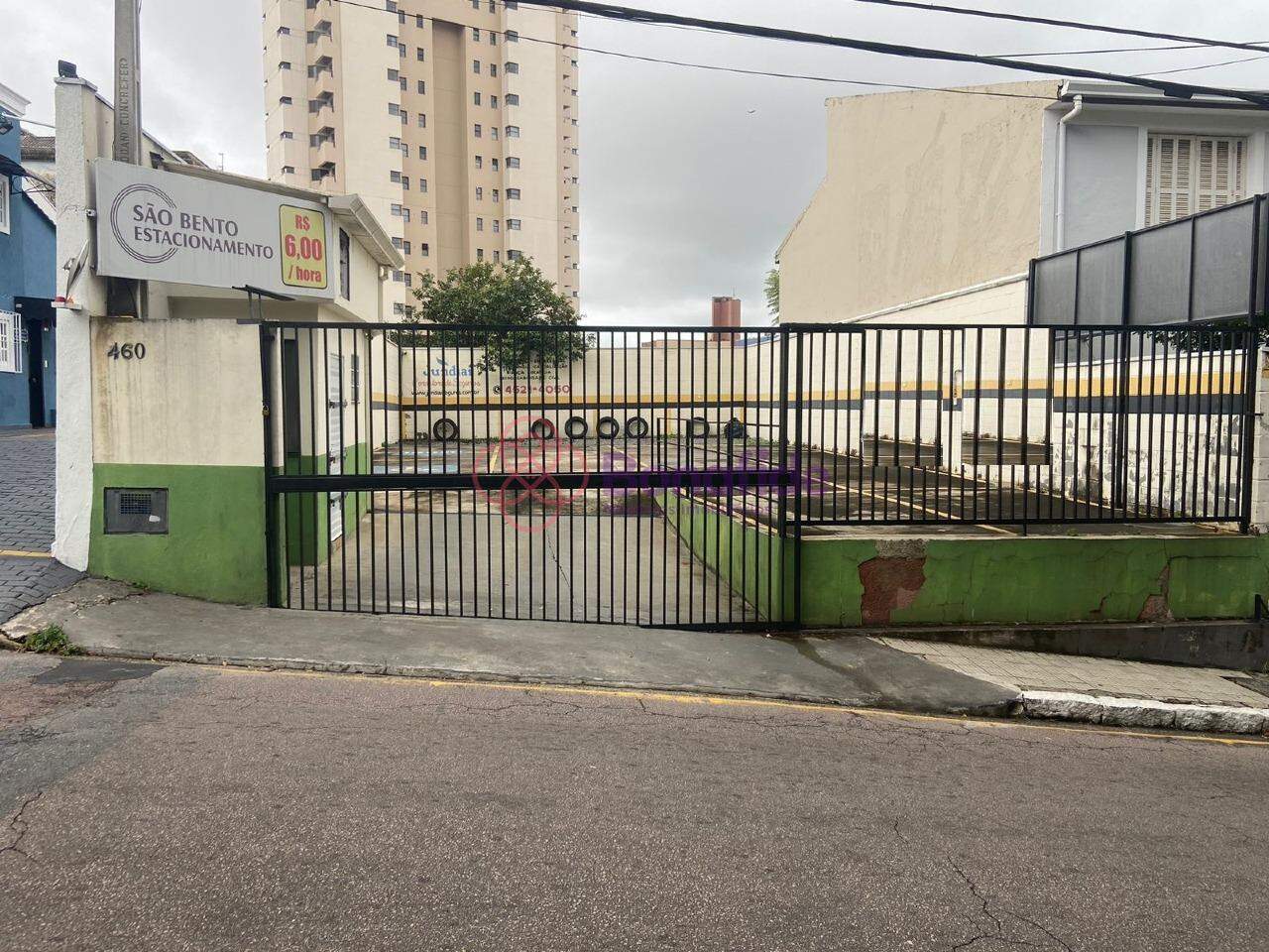 Apartamento para aluguel no Centro: 