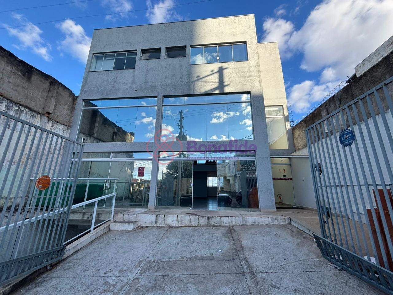 Salão para aluguel no Centro: 