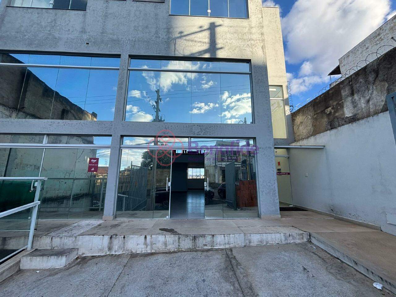 Salão para aluguel no Centro: 