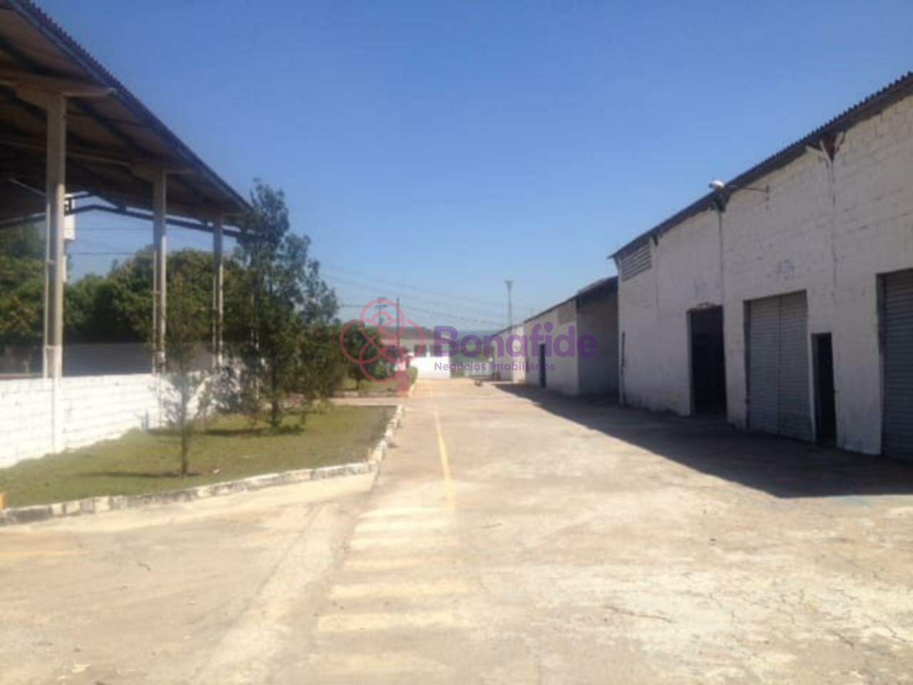 Galpão para aluguel no Jardim Primavera (Jacaré): 